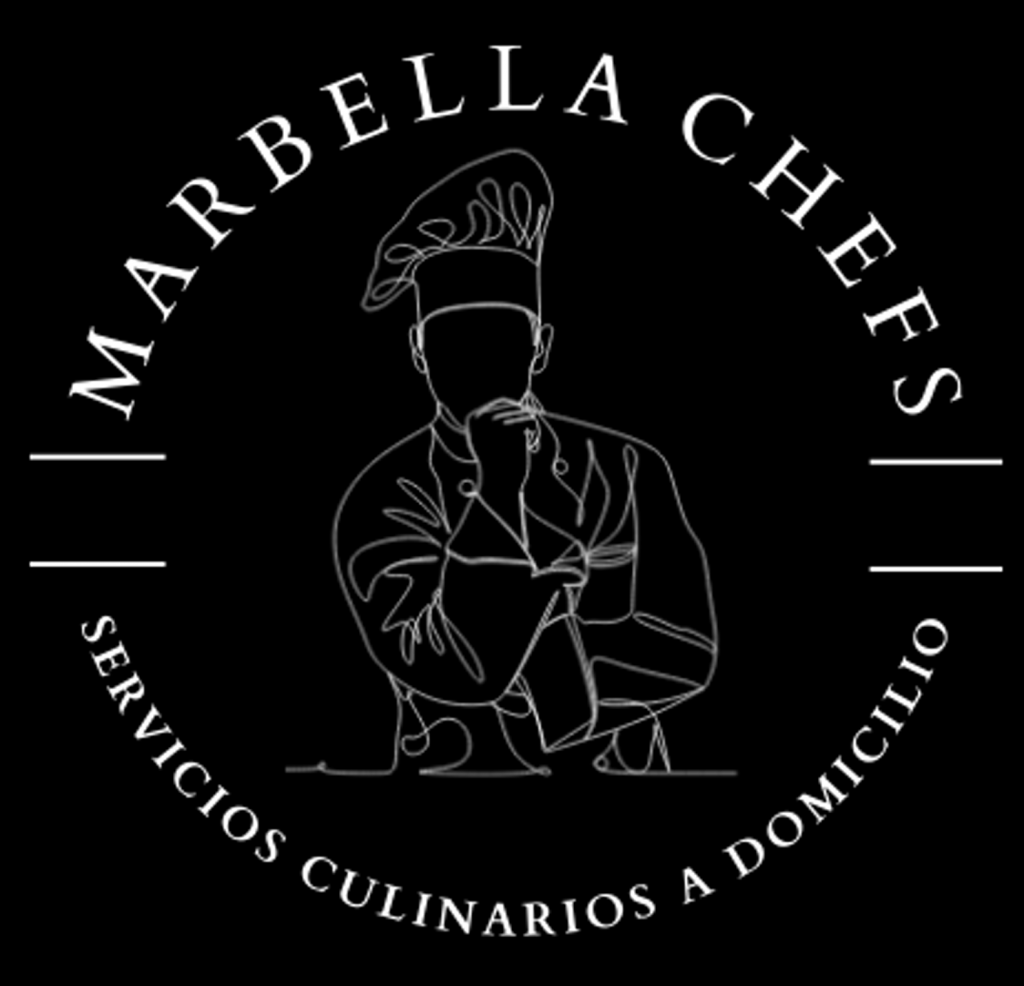 Chef privado de Marbella Chefs preparando una cena exclusiva a domicilio para un evento en Marbella.